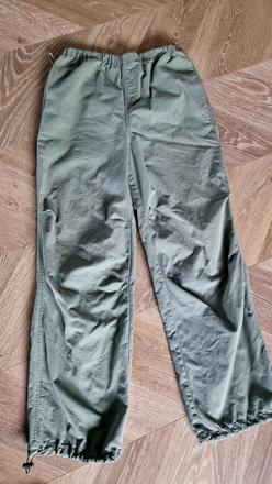 Parachute nohavice, sinsay,xs