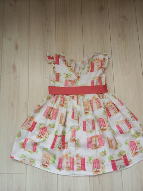 Saty s okienkami, mayoral,104