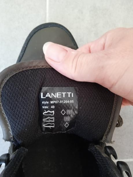 Chlapcenske prechodne tenisky, 40