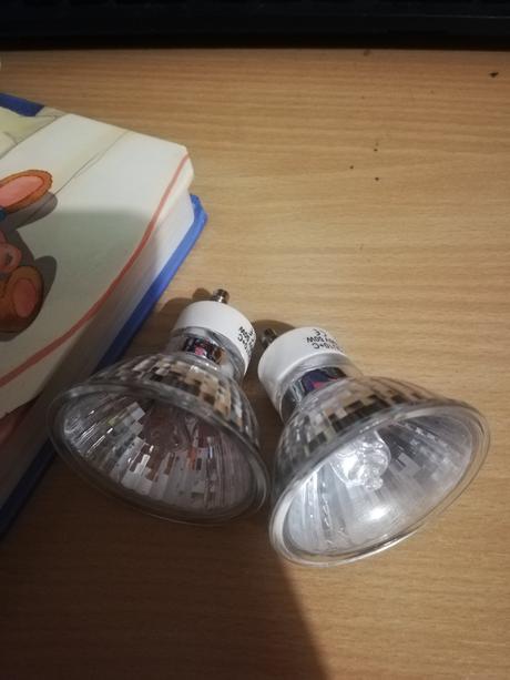 Žiarovky gu10+c 230 v 50w,