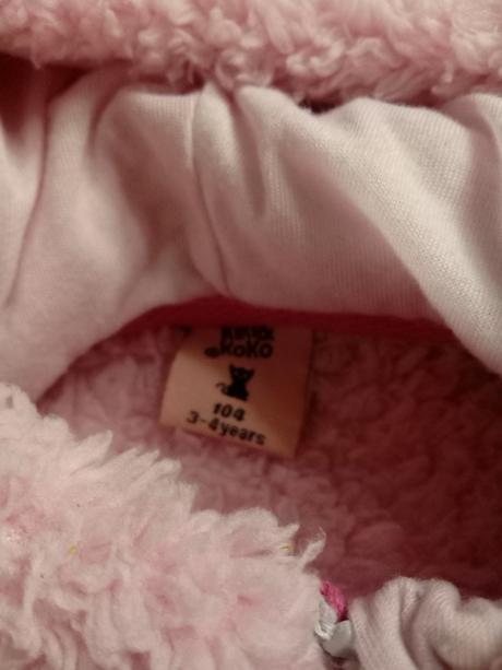 Hunata mikinka vel,3-4vek, 104