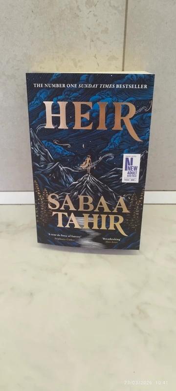 Sabaa tahir - heir,