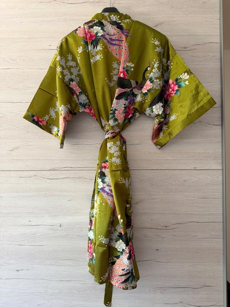 Satenovy zupan / kimono, l / m / s / xs