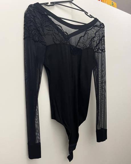 Dámske body lisca, 38