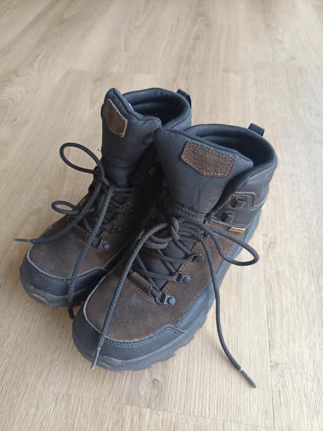 Nepremokave turisticke, trekove topanky, decathlon,42