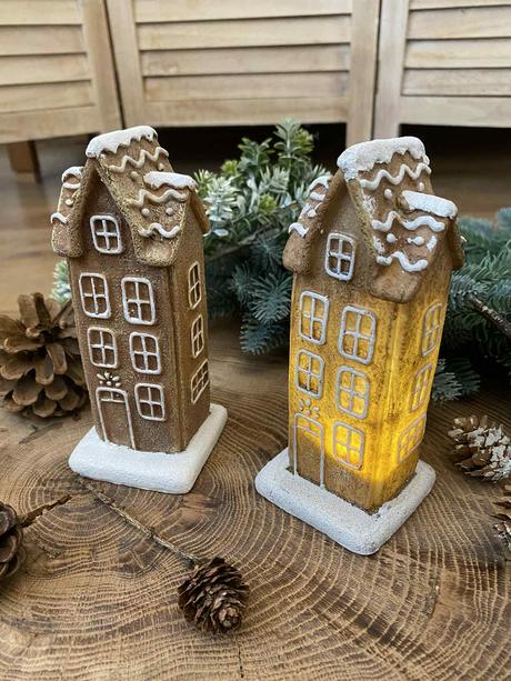 Led perníkový domček vyšší,