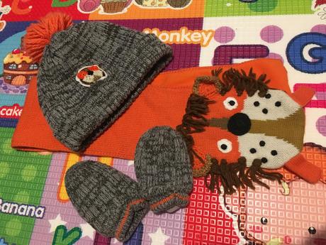 Suprava čiapka,šál a rukavice next, next,98