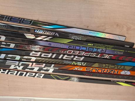 Hokejky určené na repasovanie spolu 10ks, bauer