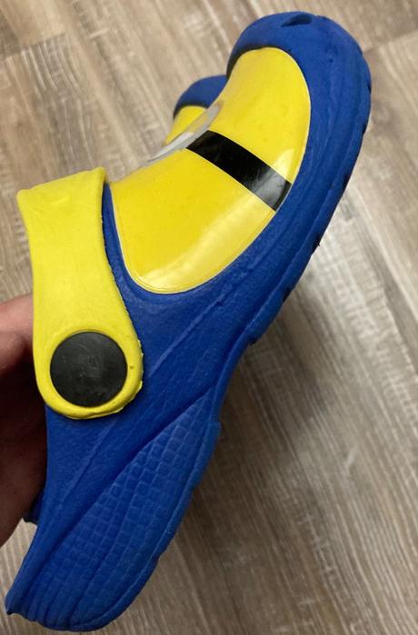 Šľapky/croksy mimóň, pepco,26