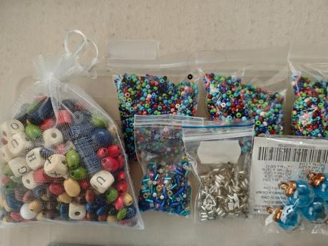 Obrovská sada korálok a príslušenstva, 