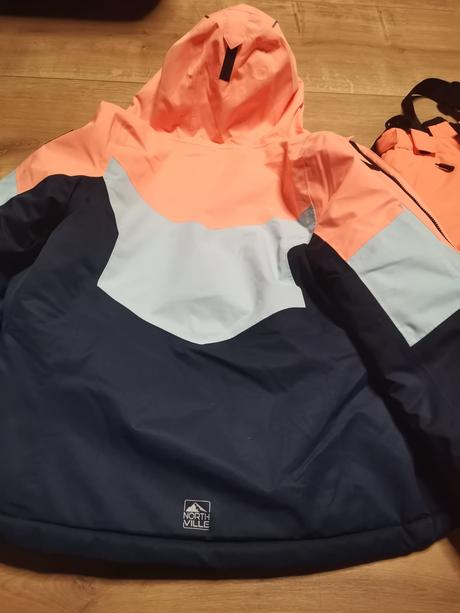 Top lyziarska suprava, c&a,152