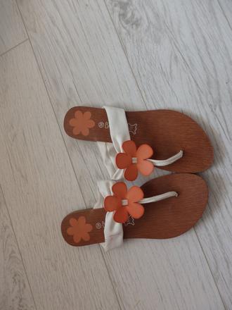 Dámske žabky s kvietkom 38, 38