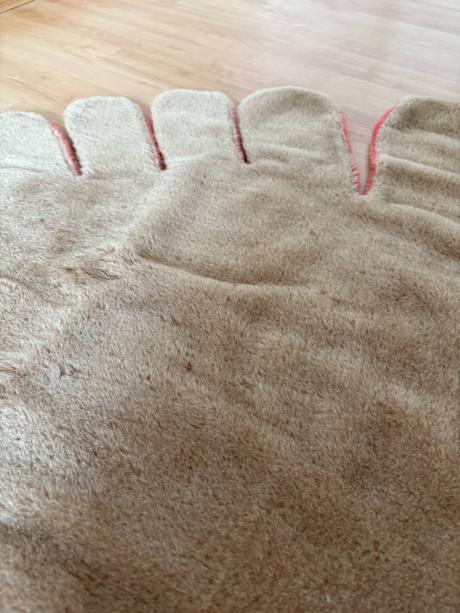 Retro koberček do kúpeľne - noha/stopa,