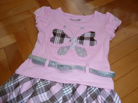 Šaty s motýlikom, 110