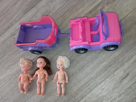 Barbie autíčko s prívesom, 