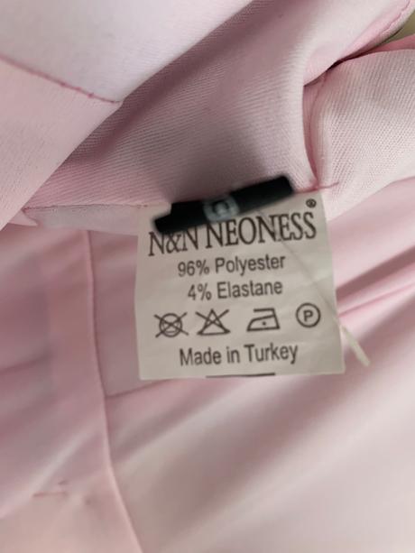 Spoločenské šaty, 38