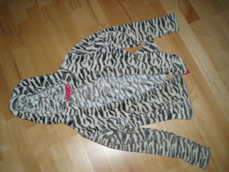 Flysova bunda, crivit,146