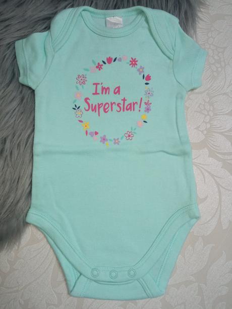 Dievčenské mentolové body s kvetmi a nápisom (62), c&a,62