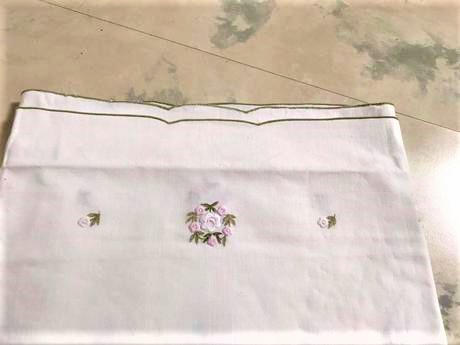 Starožitný bavlnený obrus, 