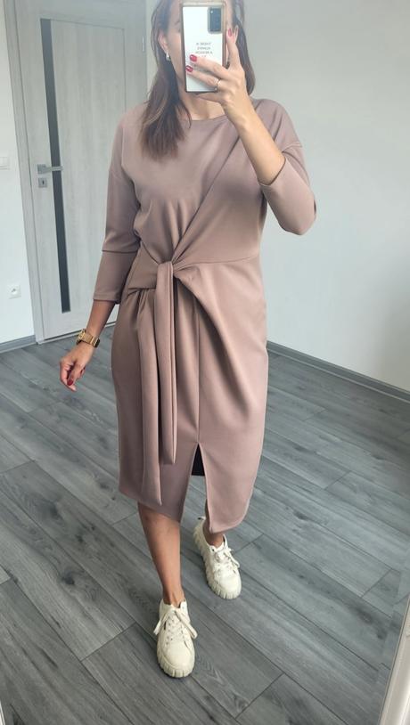 Dámske šaty, 38 / 44