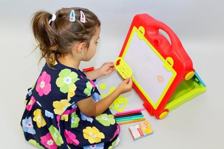 Obojstranná magnetická tabuľa 2 v 1,