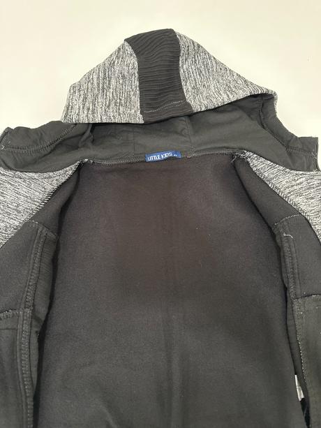 Teplejšia tepláková súprava, 104