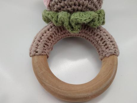 Háčkovaná hrkalka, 