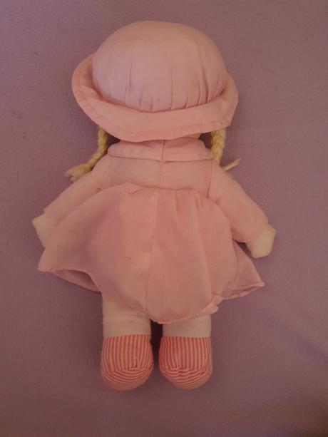 Plyšová bábika zs., 