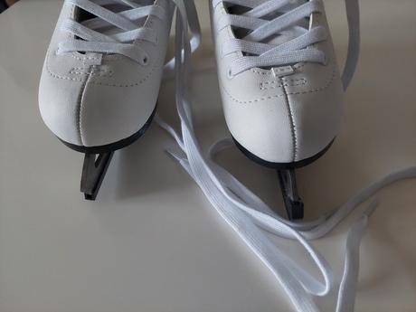 Oxelo - raz použité detské korčule na ľad, 35