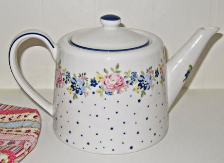 Green gate čajník - kvety, 