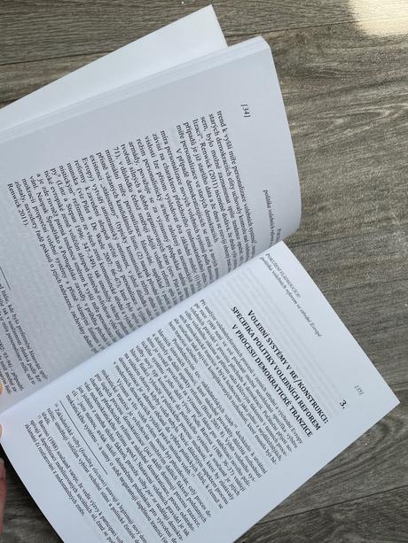 Pokušení vládnoucích jakub charvát a kol.praha,