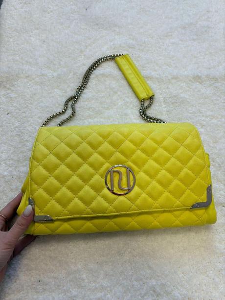 Kabelka, river island