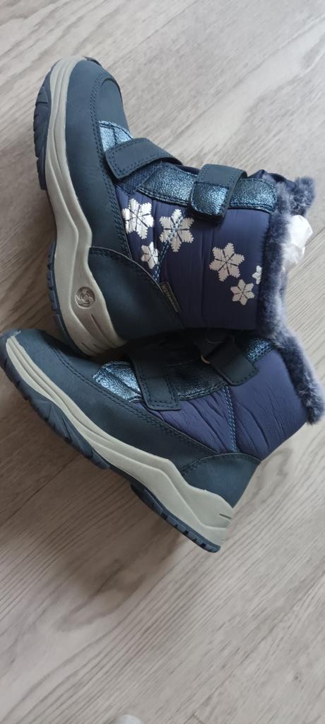 Čižmy 26, lupilu,26