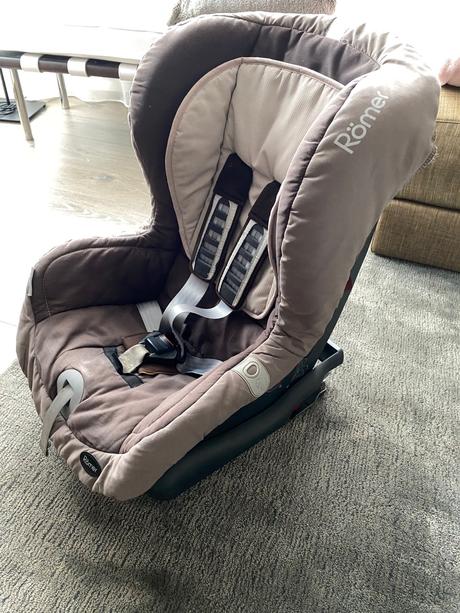 Autosedačka römer, römer