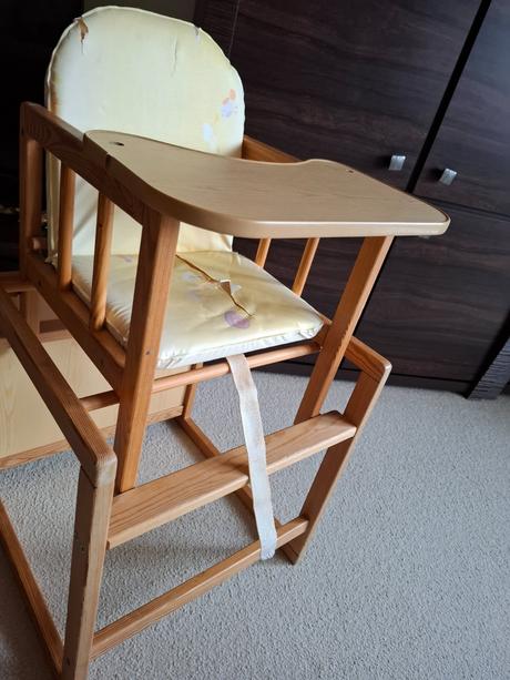 Vysoka stolicka pre batolata,