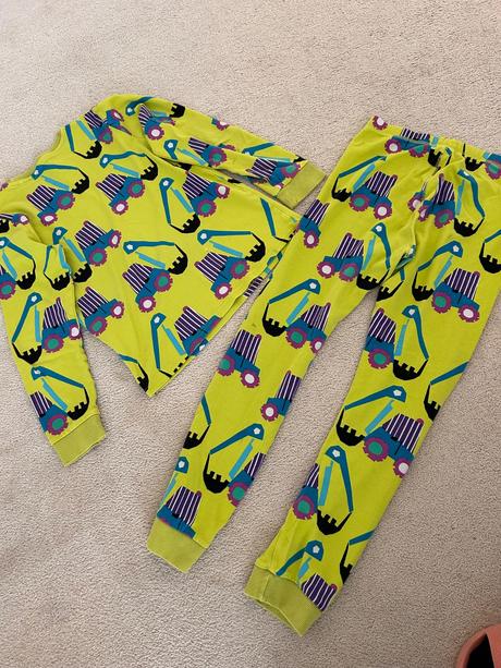 Hrubsie pyzamo, next,146