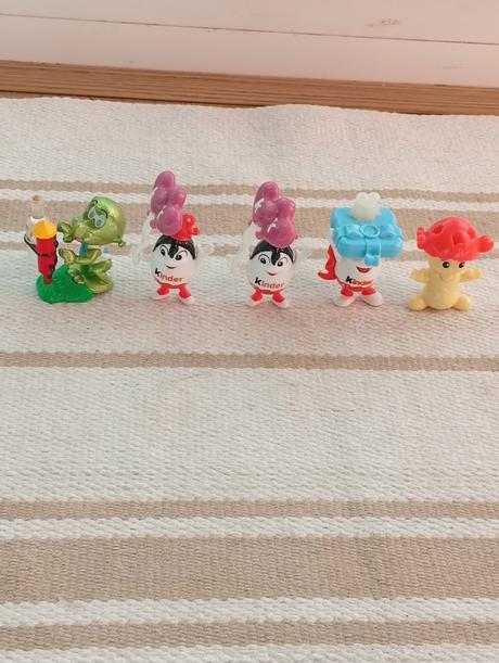 Kinder figurky, 