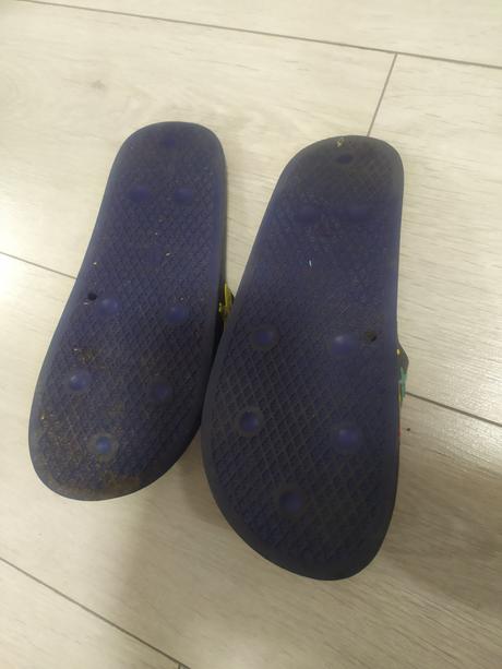 Dedoles šľapky, 35