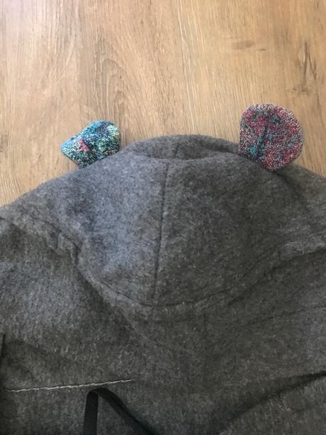 Nosiaca mikina-deka uni, 