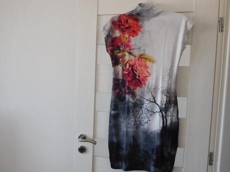 Šaty elastické, 36/38v,, 36