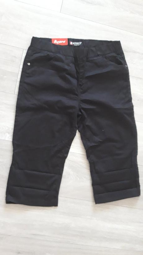 Čierne nohavice 3/4, l