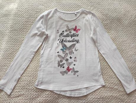 Tricko s trblietavymi motylikmi, 140