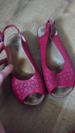 Bordove sandále, deichmann,40