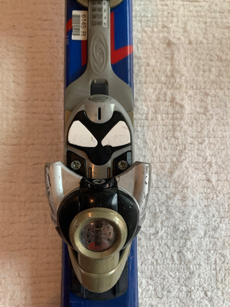 Predaj sada lyže+lyžiarky+palice (pre veľ. nohy 39, salomon,160-169 cm