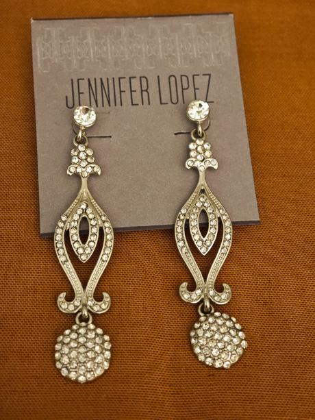Nádherné núušnice jennifer lopez,