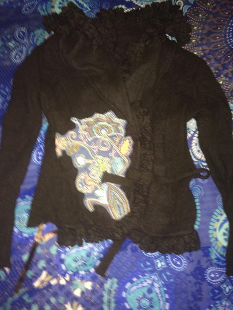 Hrubý svetrík, 164