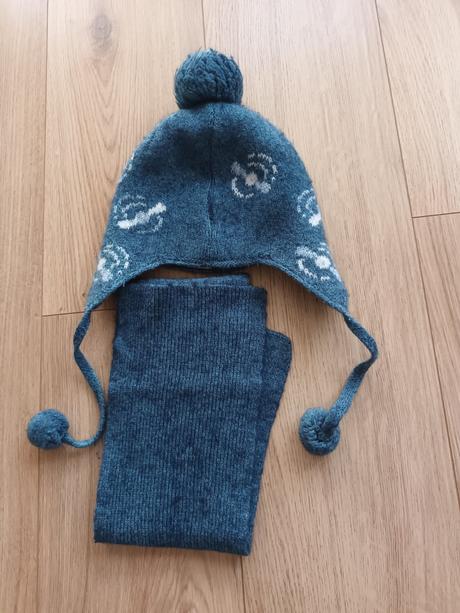 Amat čiapka na zimu so šálom, 48