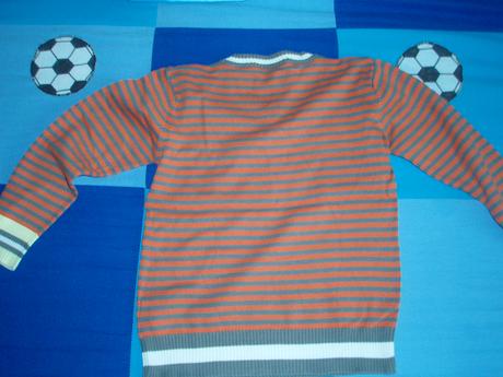 Svetrík (pribalím slipy a plavky), 122