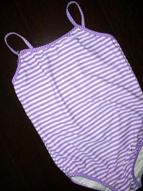 Jednoduché fialové plavky pre 10-11 roč. slečnu, tu,146