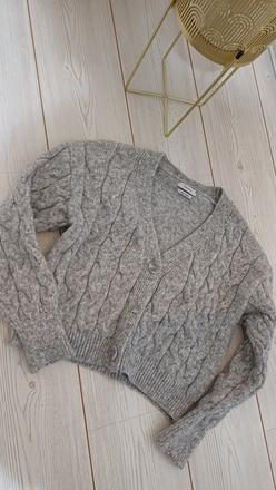 Kardigan reserved, reserved,s